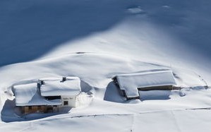 我国10月中旬暴雨大暴雪将罕见同框